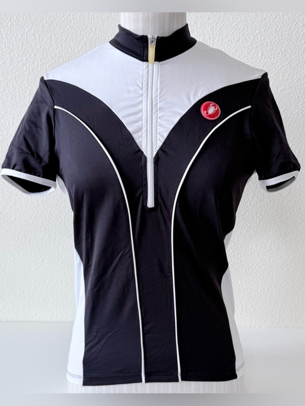 Castelli Women's 1/4 Zip Cycling Top S Black & White Embroidered Logo Vintage